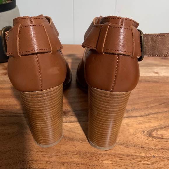 Brown Steve Madden heels - Picture 6 of 10